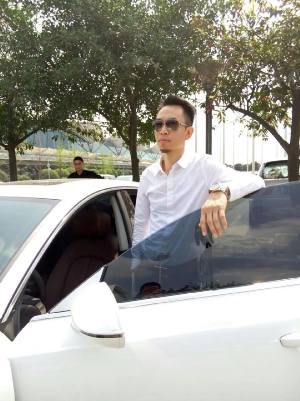 杨岳的第一张照片--连城交友网