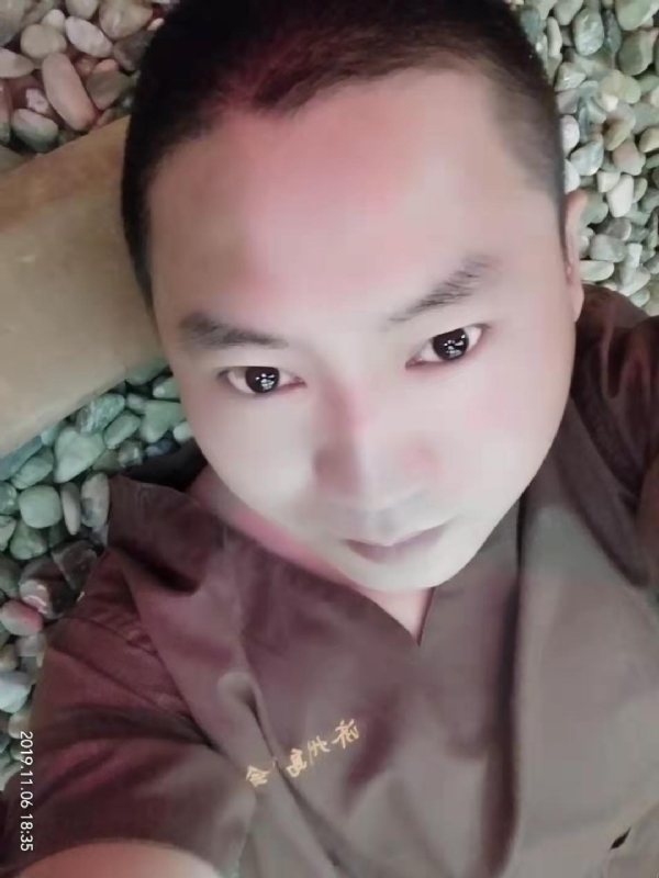 红枫叶的第一张照片--连城交友网