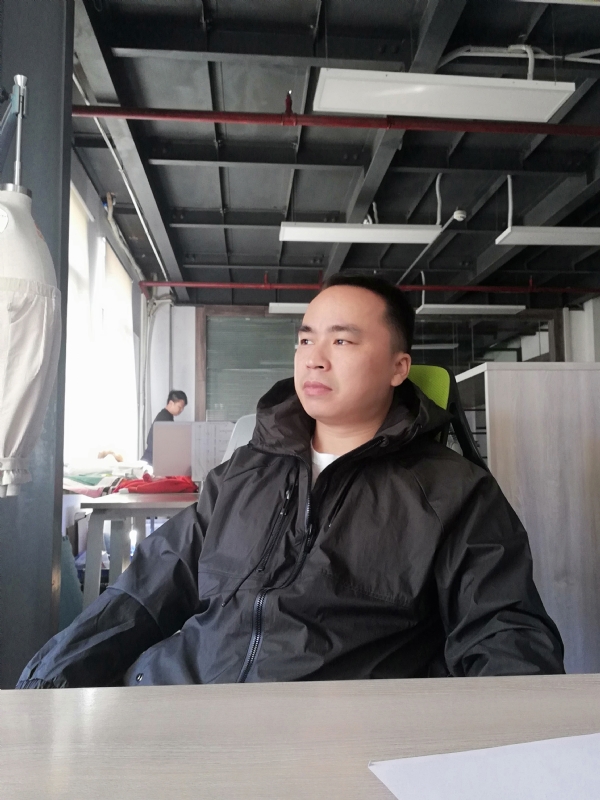 左眼皮跳跳的第一张照片--连城交友网
