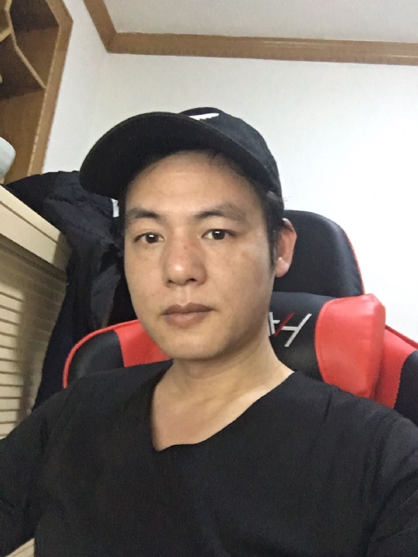 扛枪打鸟的第一张照片--连城交友网