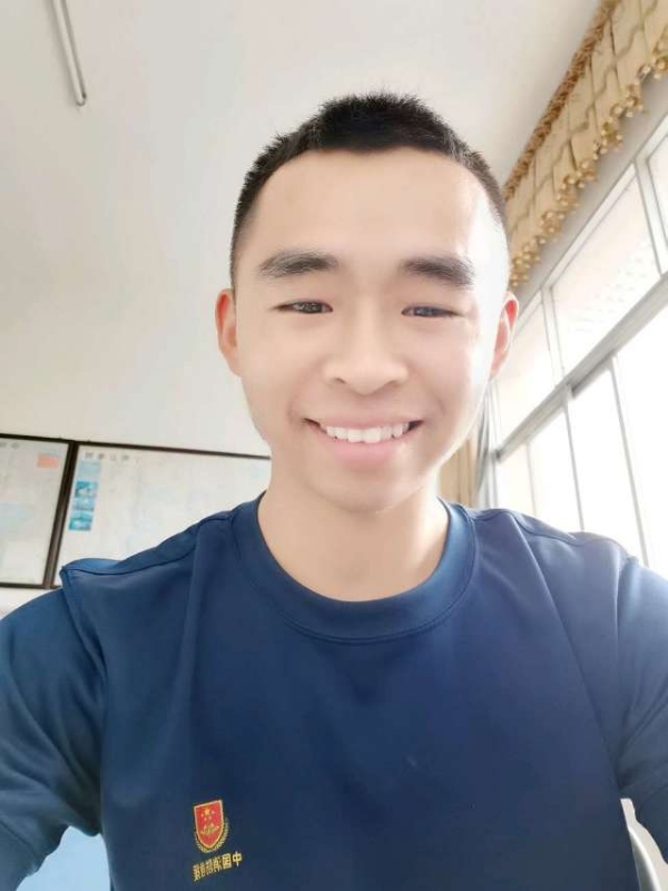 超超的第一张照片--连城交友网