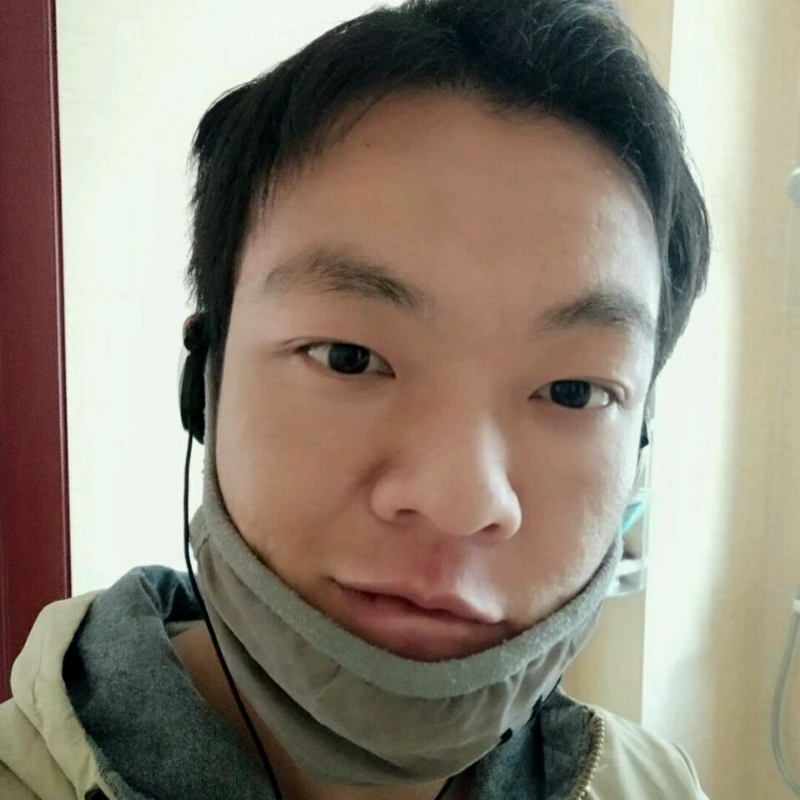 泡沫哭泣的第一张照片--连城交友网