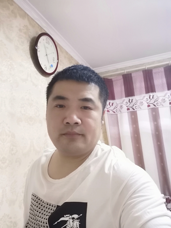 爱你的眼睛的第一张照片--连城交友网