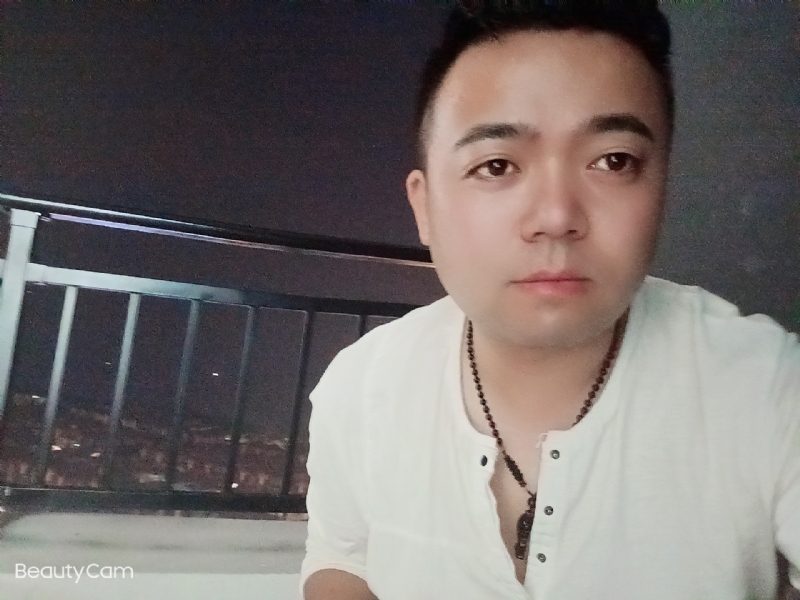 可么嗯哼的第一张照片--连城交友网