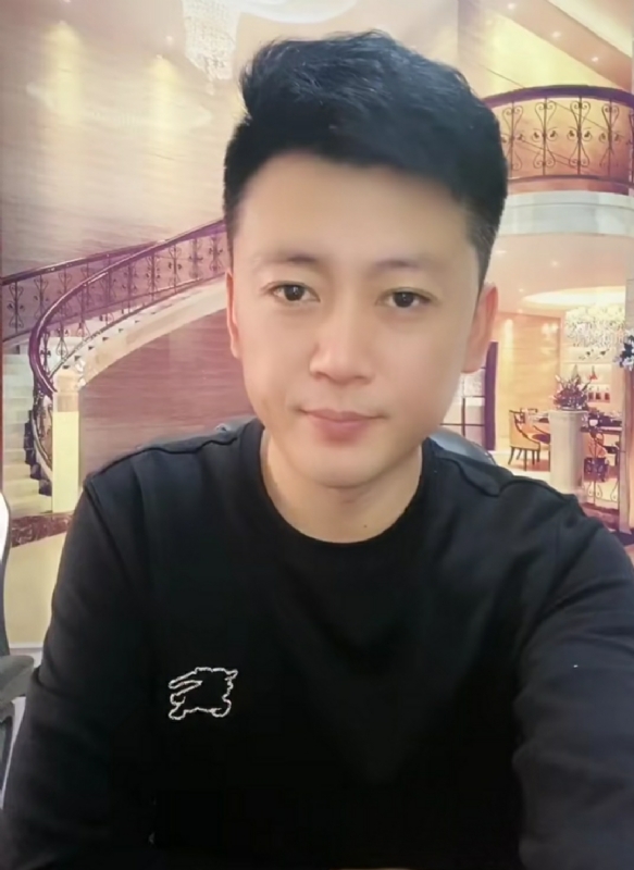 屋顶拾荒人的第三张照片--连城交友网