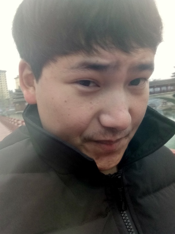 侗族青年作家超超的第二张照片--连城交友网