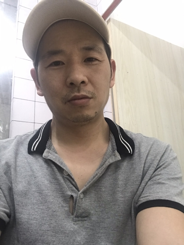 老何的第一张照片--连城交友网