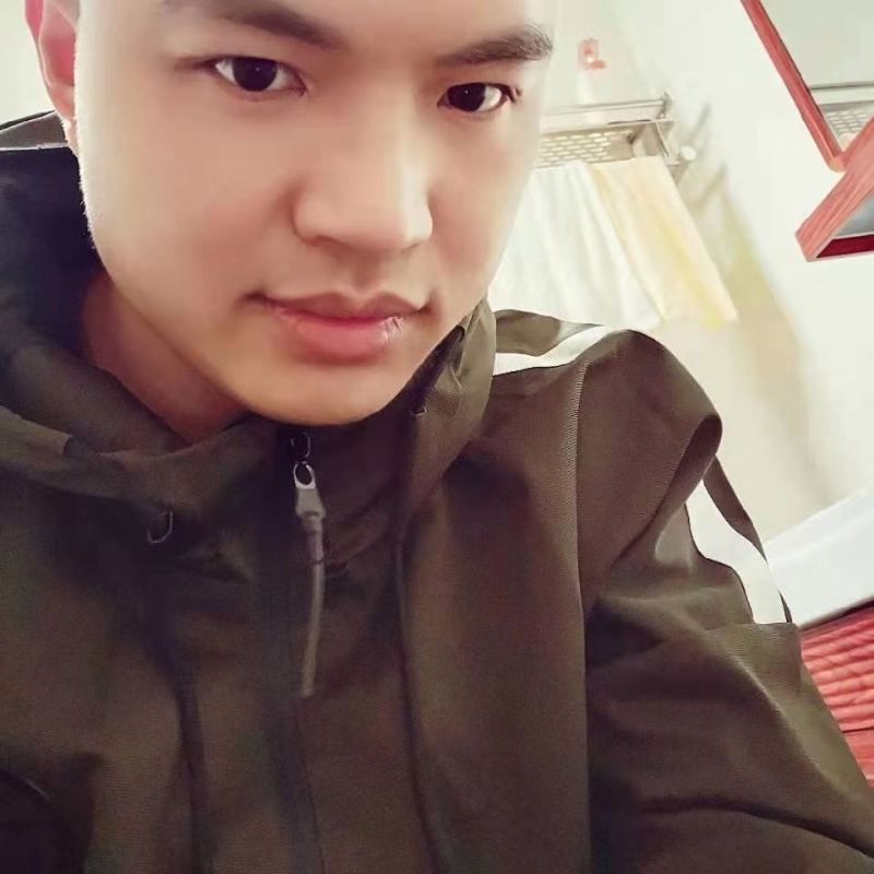 高大上的宅男的第一张照片--连城交友网
