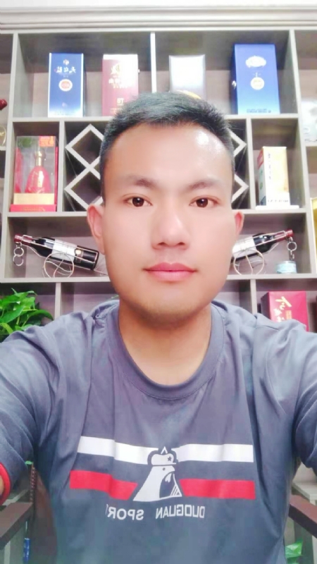 钱乾的第一张照片--连城交友网