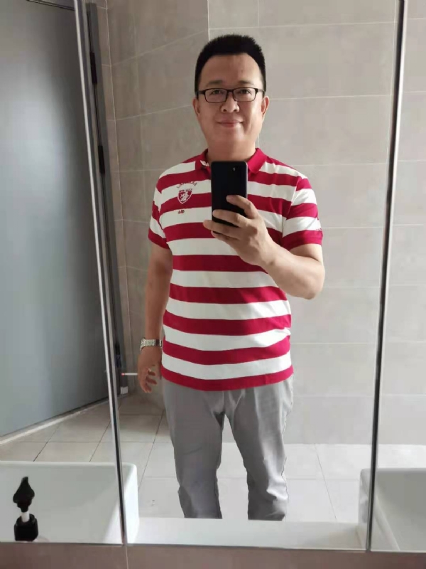 行走的打桩机的第二张照片--连城交友网