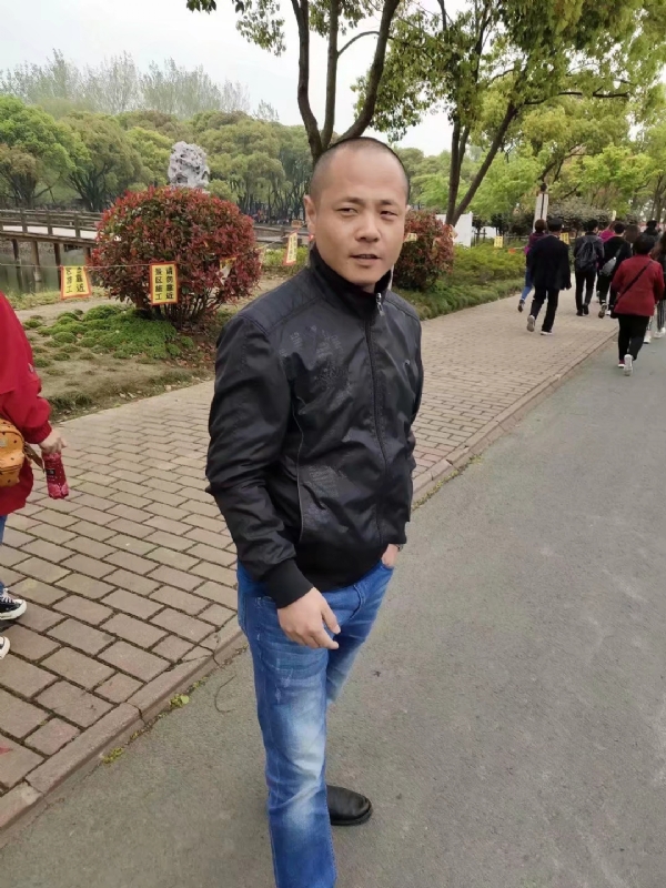 傻子的第一张照片--连城交友网