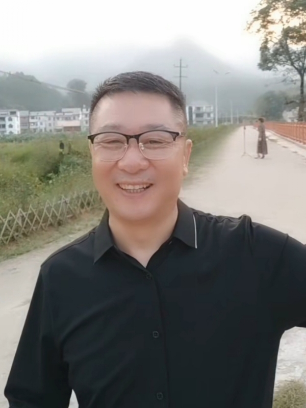 在這裡等你的第四张照片--连城交友网