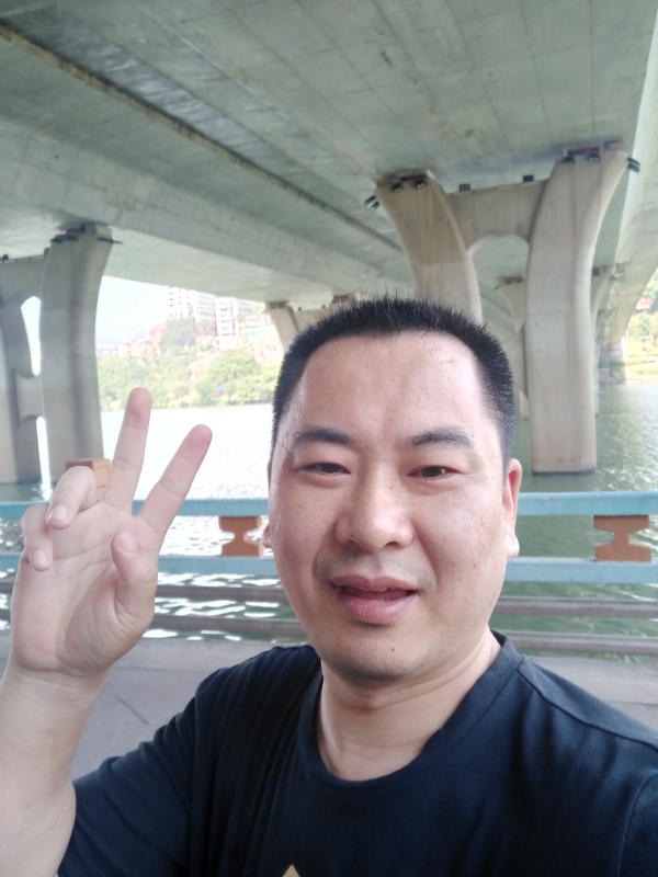 上人的第一张照片--连城交友网