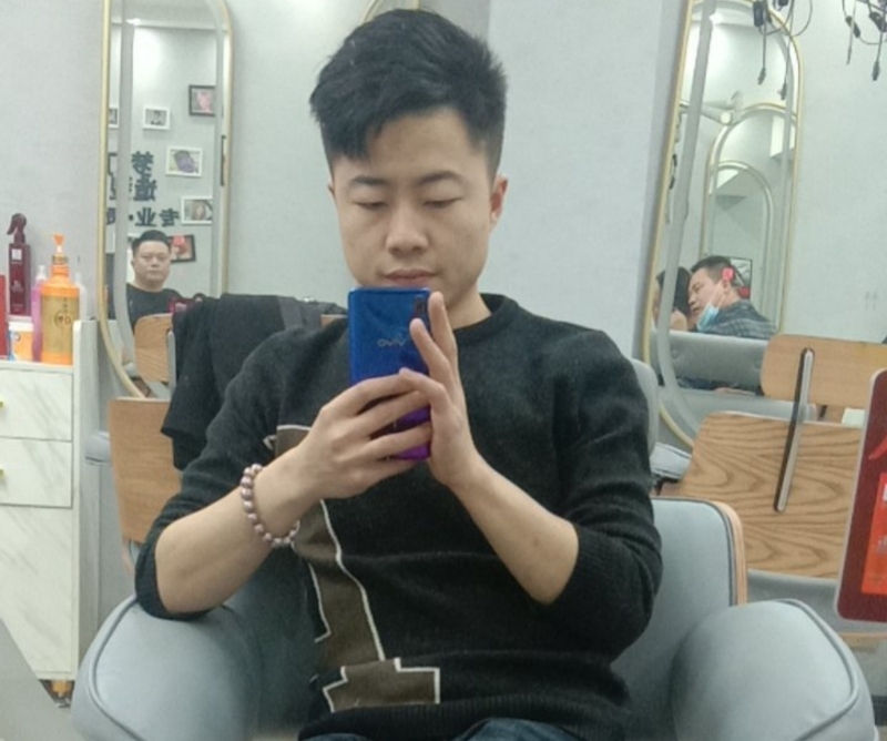 无法自拔的第一张照片--连城交友网