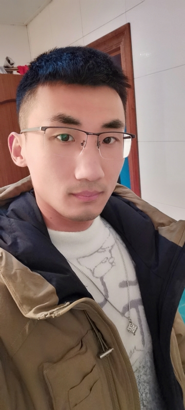 闯红灯吐泡泡的第一张照片--连城交友网