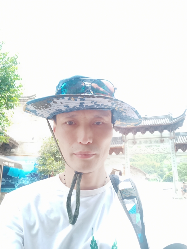 童群海的第一张照片--连城交友网