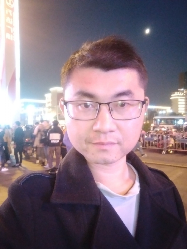 期待的第三张照片--连城交友网