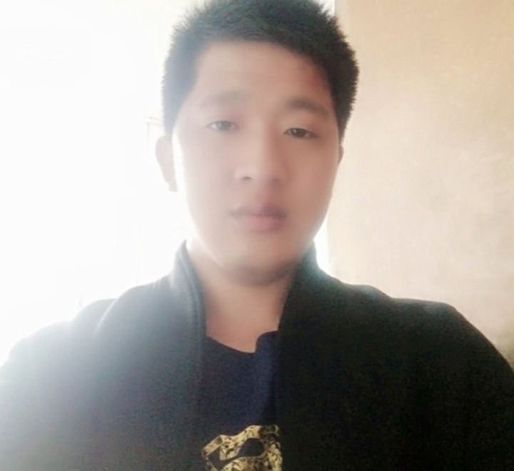 形影不离的第一张照片--连城交友网