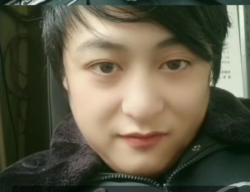 小玮的第一张照片--连城交友网