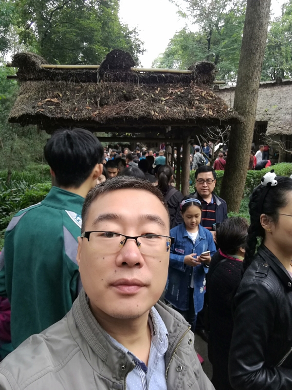 撑起一片天的第一张照片--连城交友网