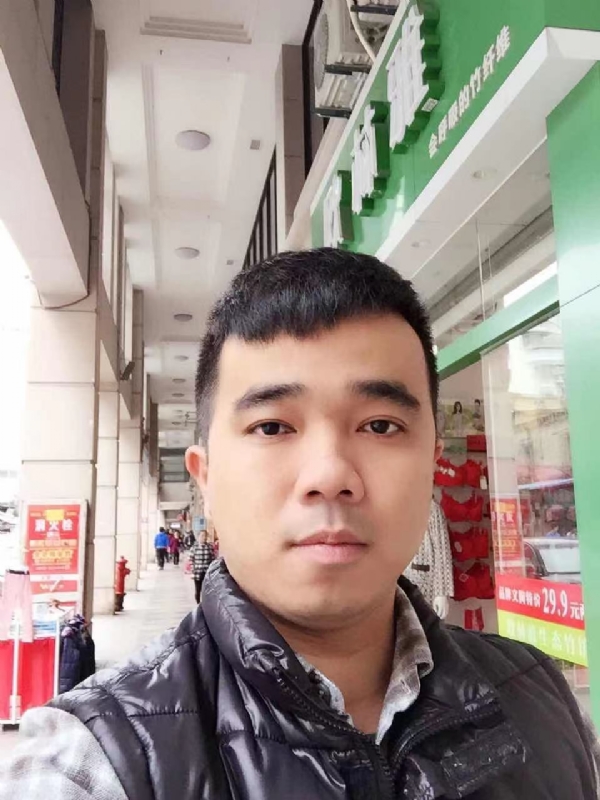 小小怪兽的第一张照片--连城交友网