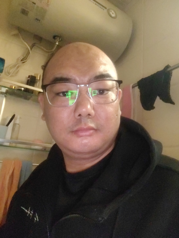 小胖子的第一张照片--连城交友网