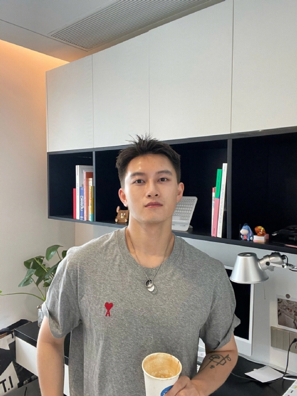 月光之下的第二张照片--连城交友网