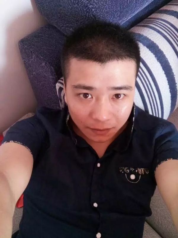 漫步的面包的第一张照片--连城交友网