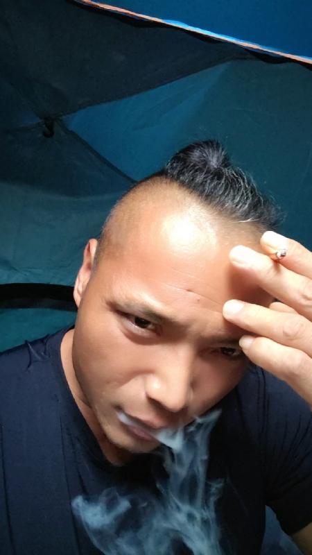 伯爵的第四张照片--连城交友网