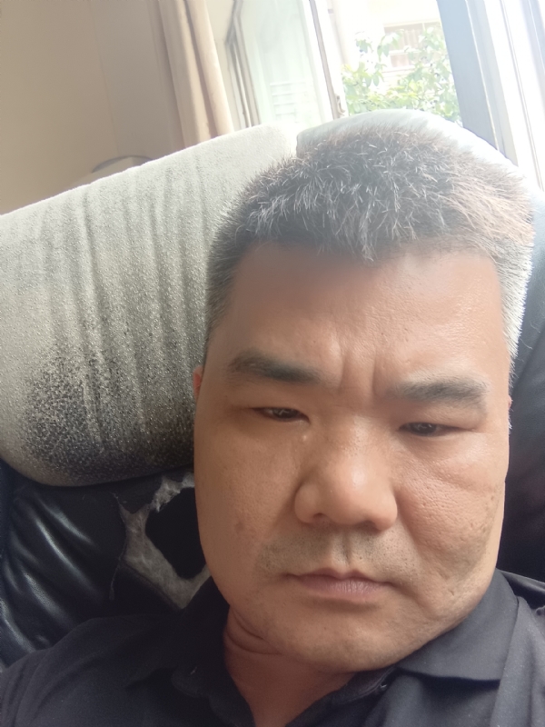 路人的第一张照片--连城交友网