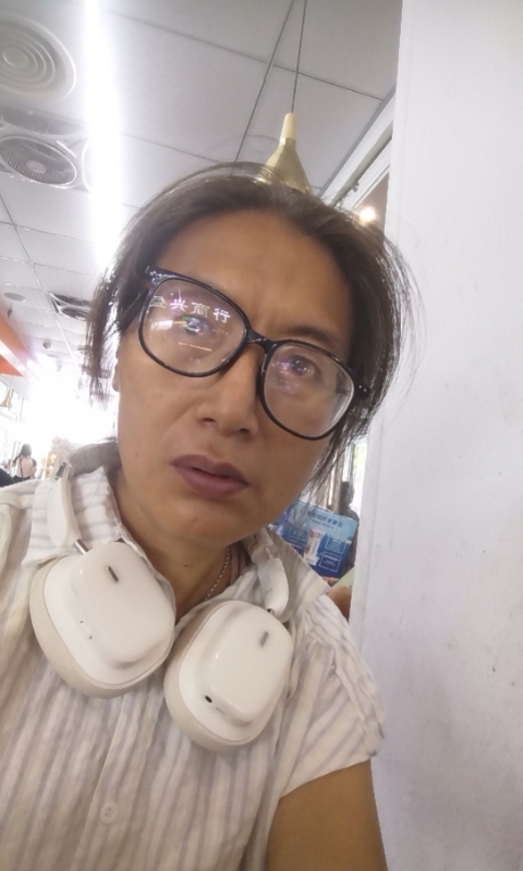冬天的蔷薇的第三张照片--连城交友网