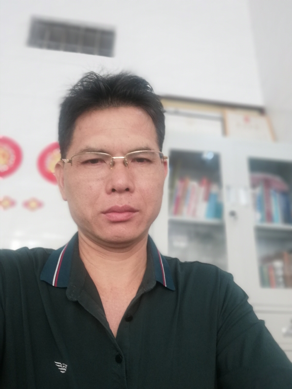 后视镜的第一张照片--连城交友网